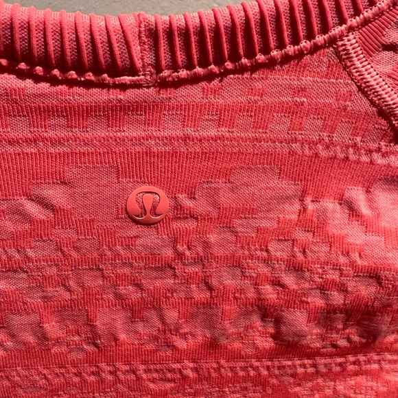Lululemon Pullover Crewneck Longsleeve - Picture 3 of 8